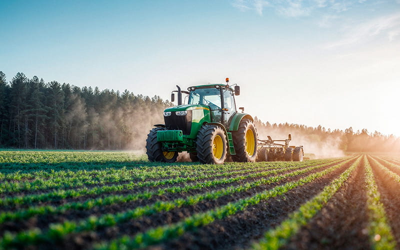 Mobila maskiner traktor