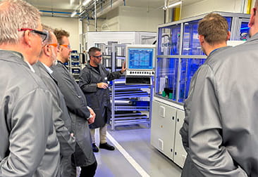 Noggranna tester hos Emerson